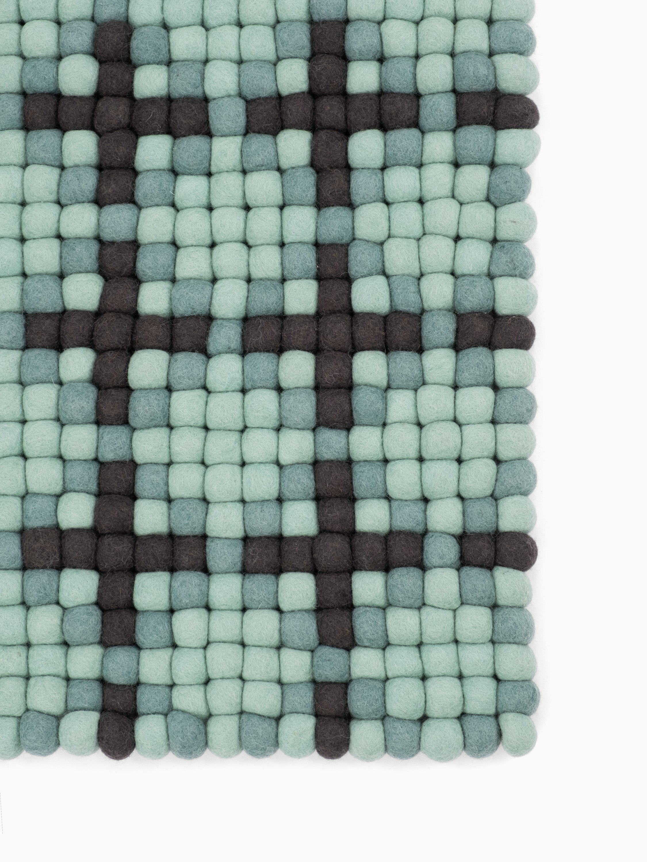 myfelt Sara Filzkugelteppich Grün, Schwarz aus Schurwolle – Bild 8