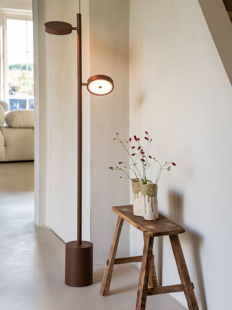 Stehlampe Okinawa Eschenholz LED 2 Schirme – GOOD&MOJO | Taiga