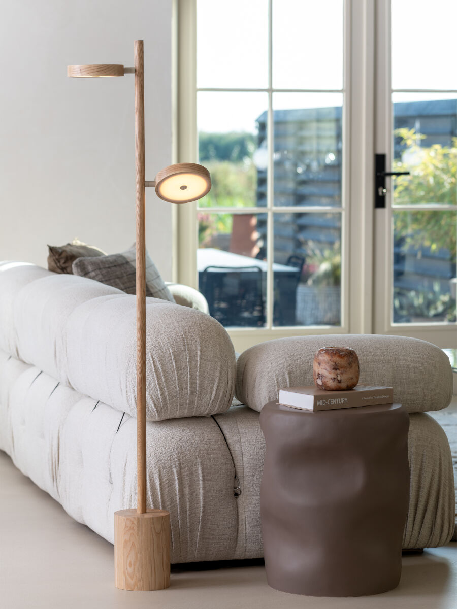 Stehlampe Okinawa Eschenholz LED 2 Schirme – GOOD&MOJO | Taiga
