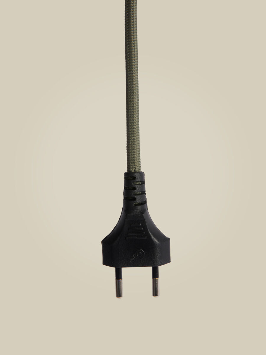 Stehlampe Okinawa Eschenholz LED – GOOD&MOJO | Taiga