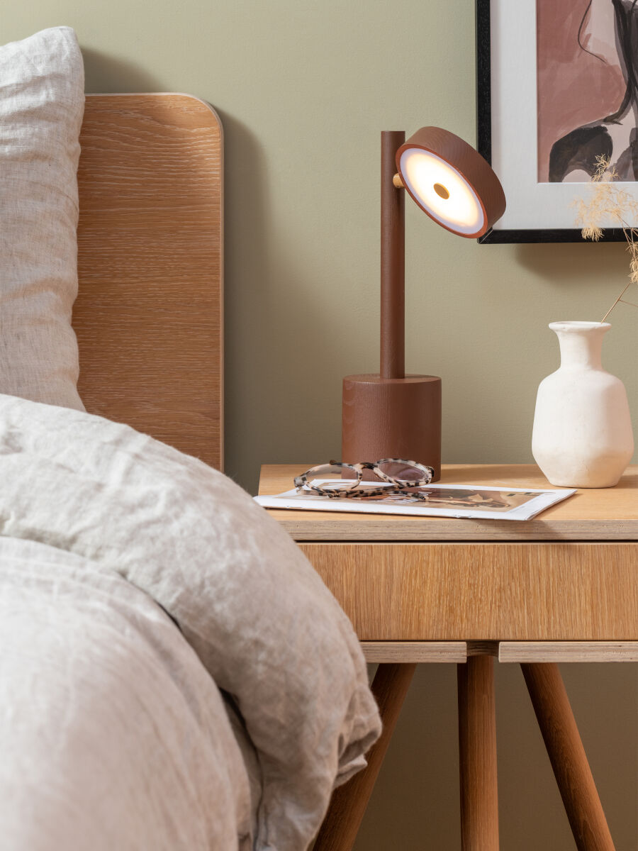 Tischlampe Okinawa Eschenholz LED – GOOD&MOJO | Taiga