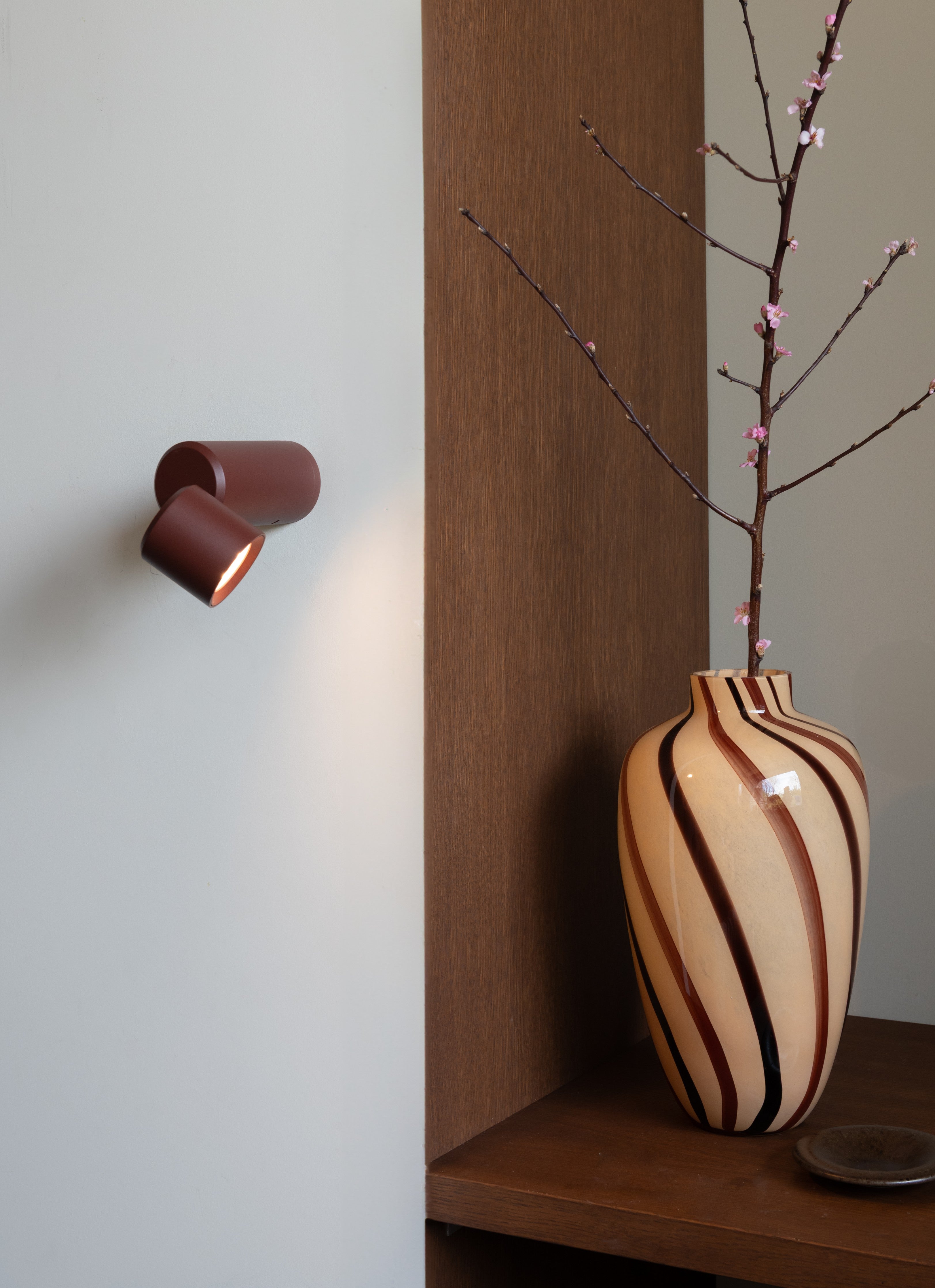Akku-Lampe Milan Tisch und Wand – It's about Romi | Taiga
