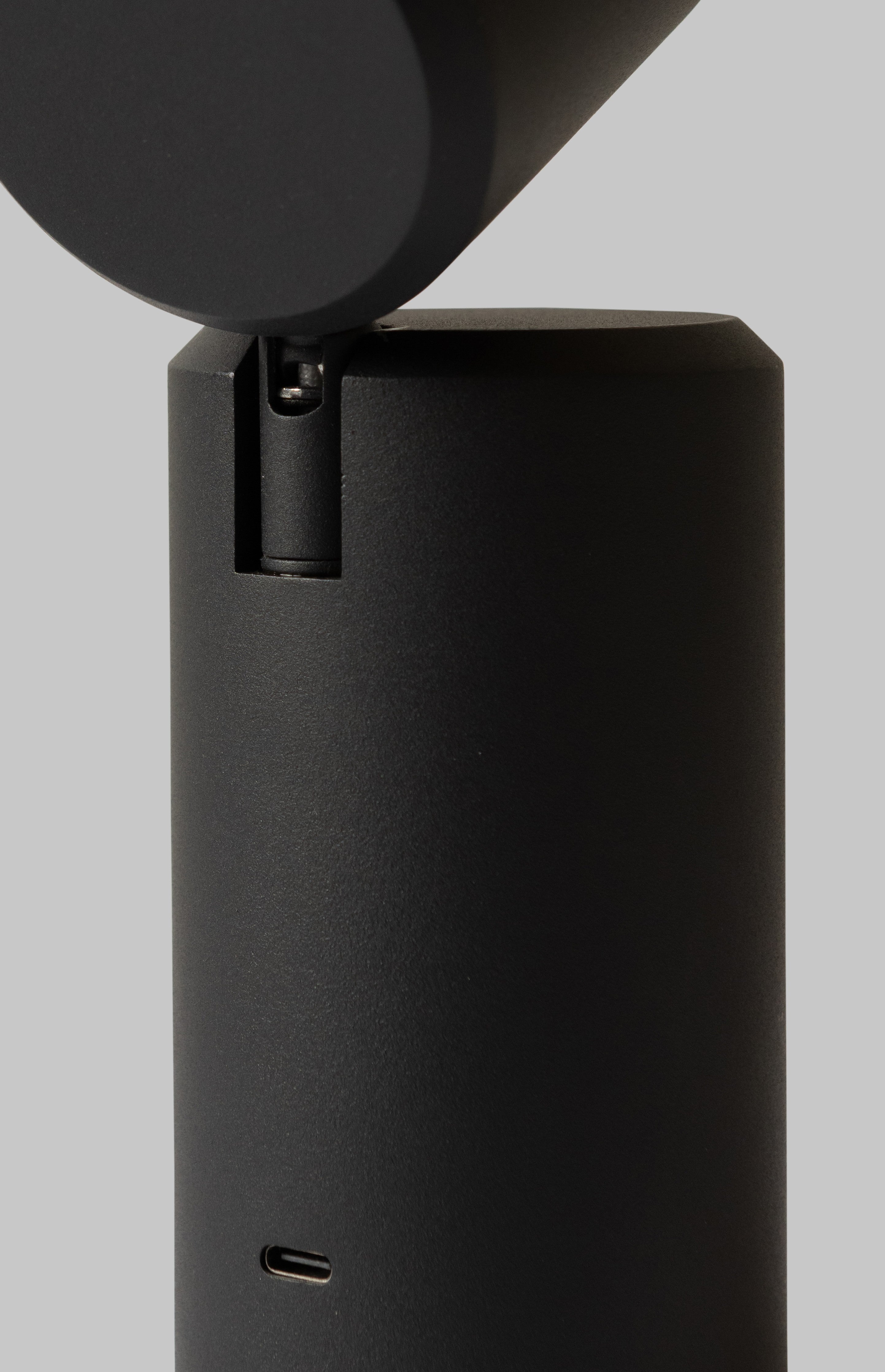 Akku-Lampe Milan Tisch und Wand – It's about Romi | Taiga