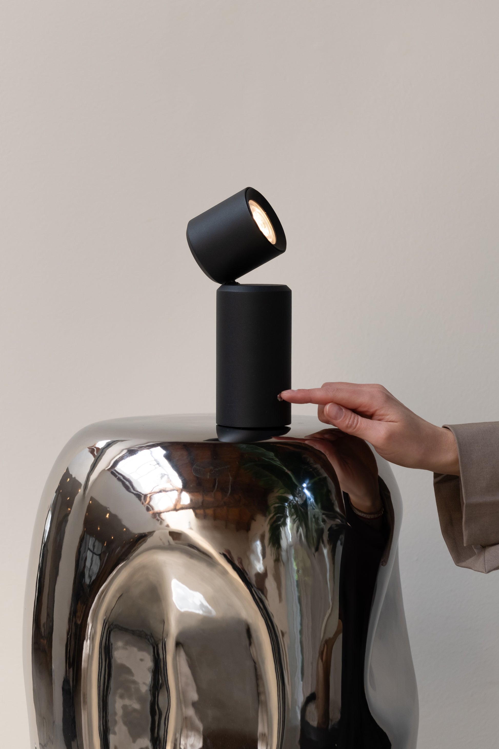 Akku-Lampe Milan Tisch und Wand – It's about Romi | Taiga