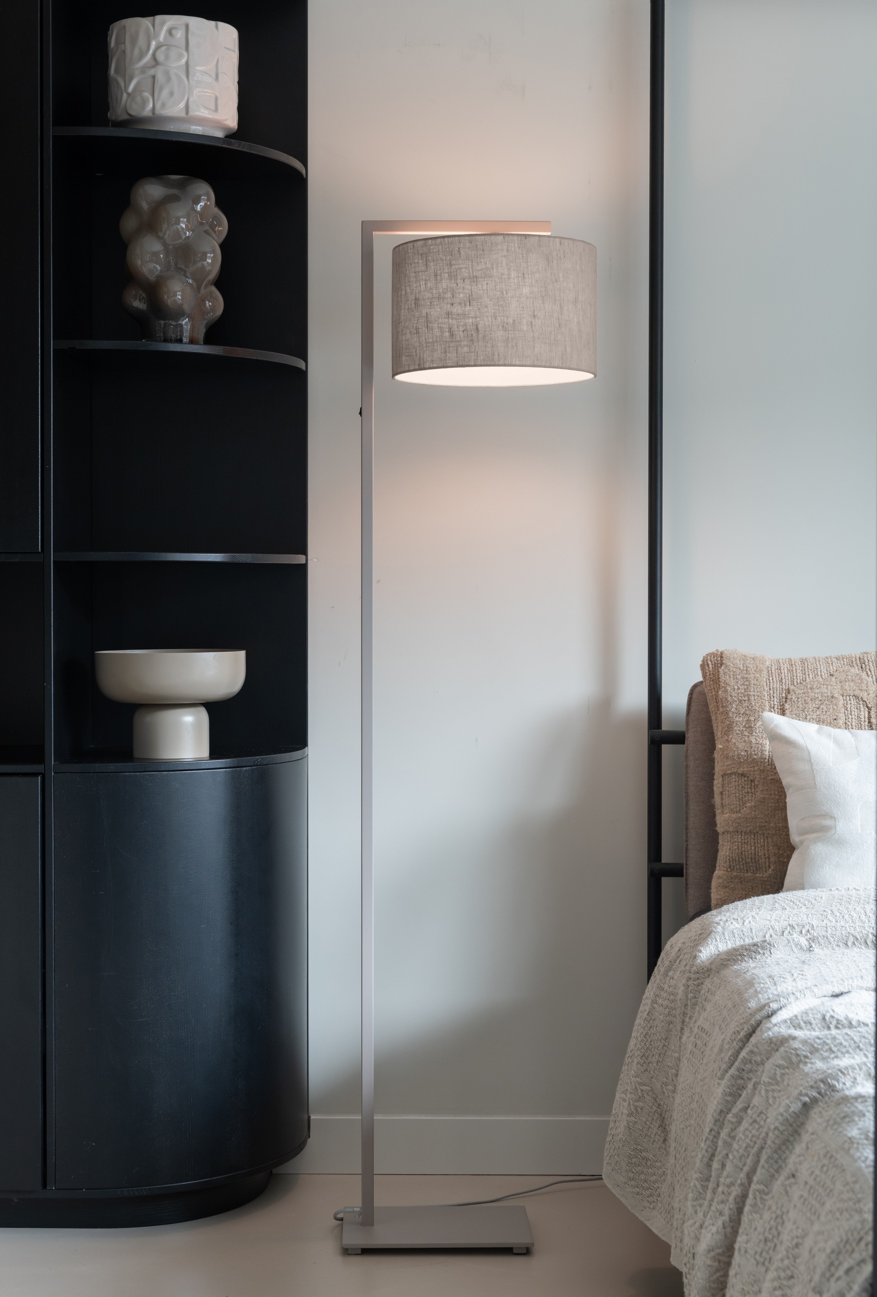 Stehlampe Boston Schirm 32x20 – It's about Romi | Taiga