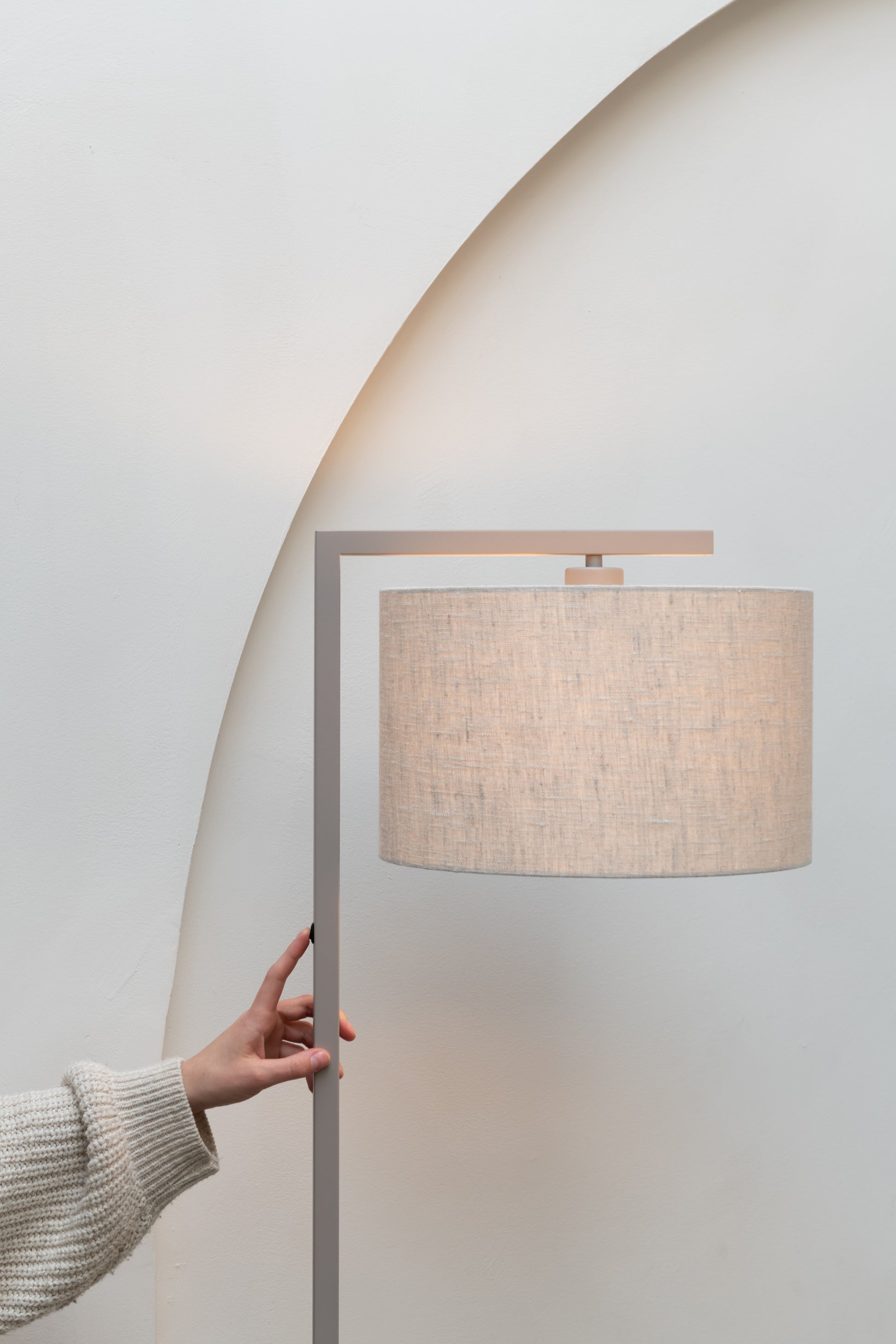 Stehlampe Boston Schirm 32x20 – It's about Romi | Taiga