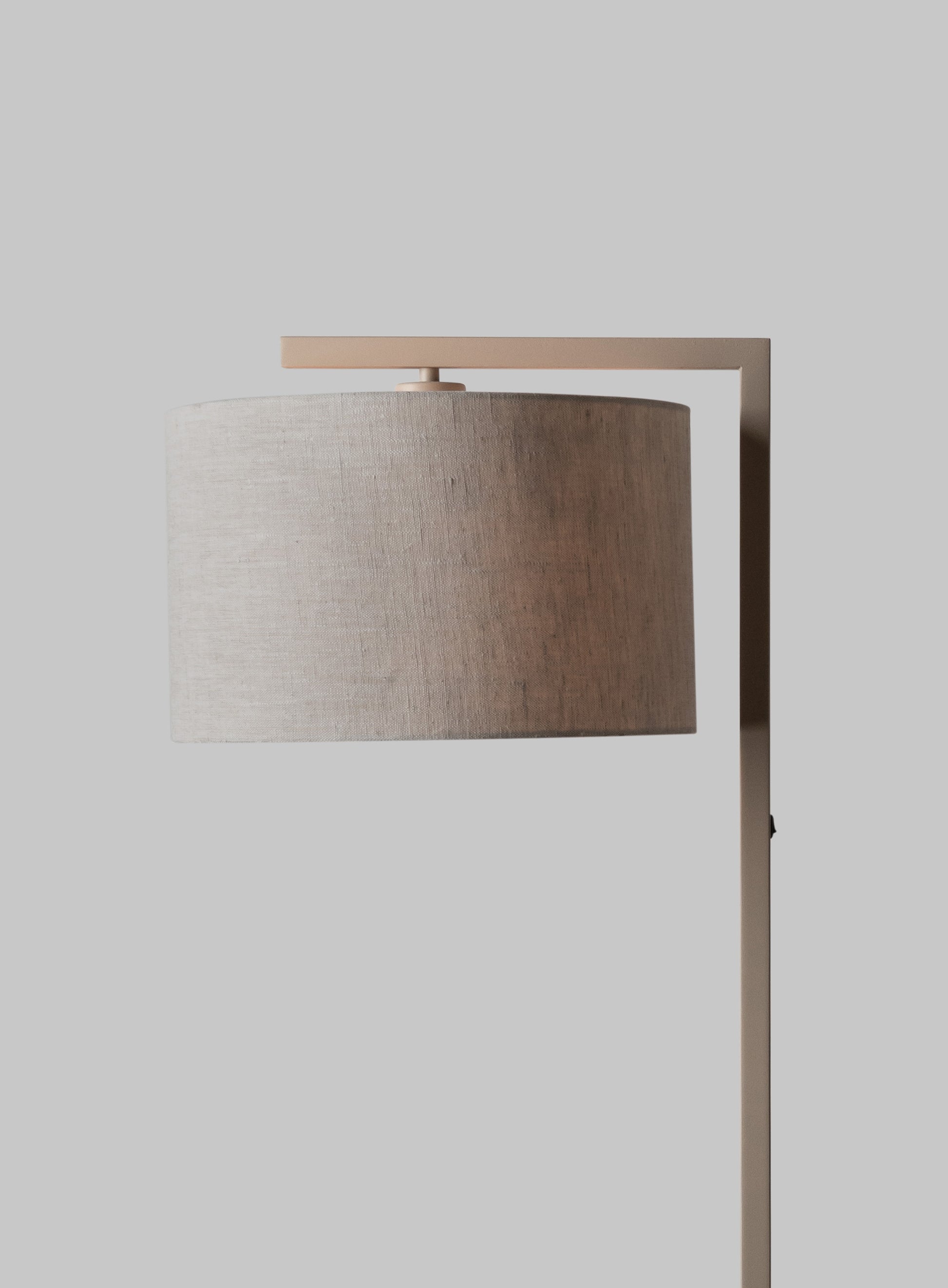 Stehlampe Boston Schirm 32x20 – It's about Romi | Taiga