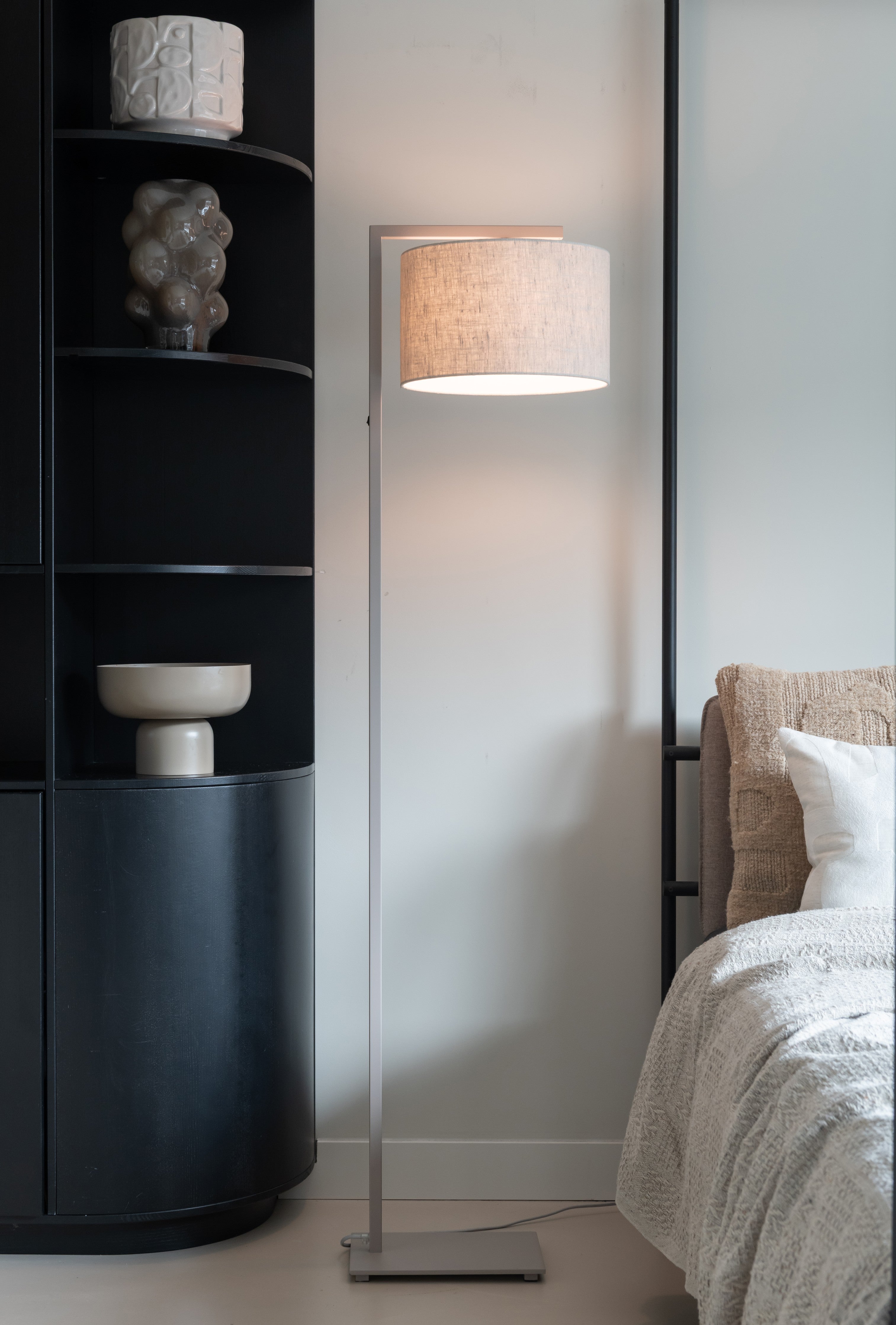 Stehlampe Boston Schirm 32x20 – It's about Romi | Taiga