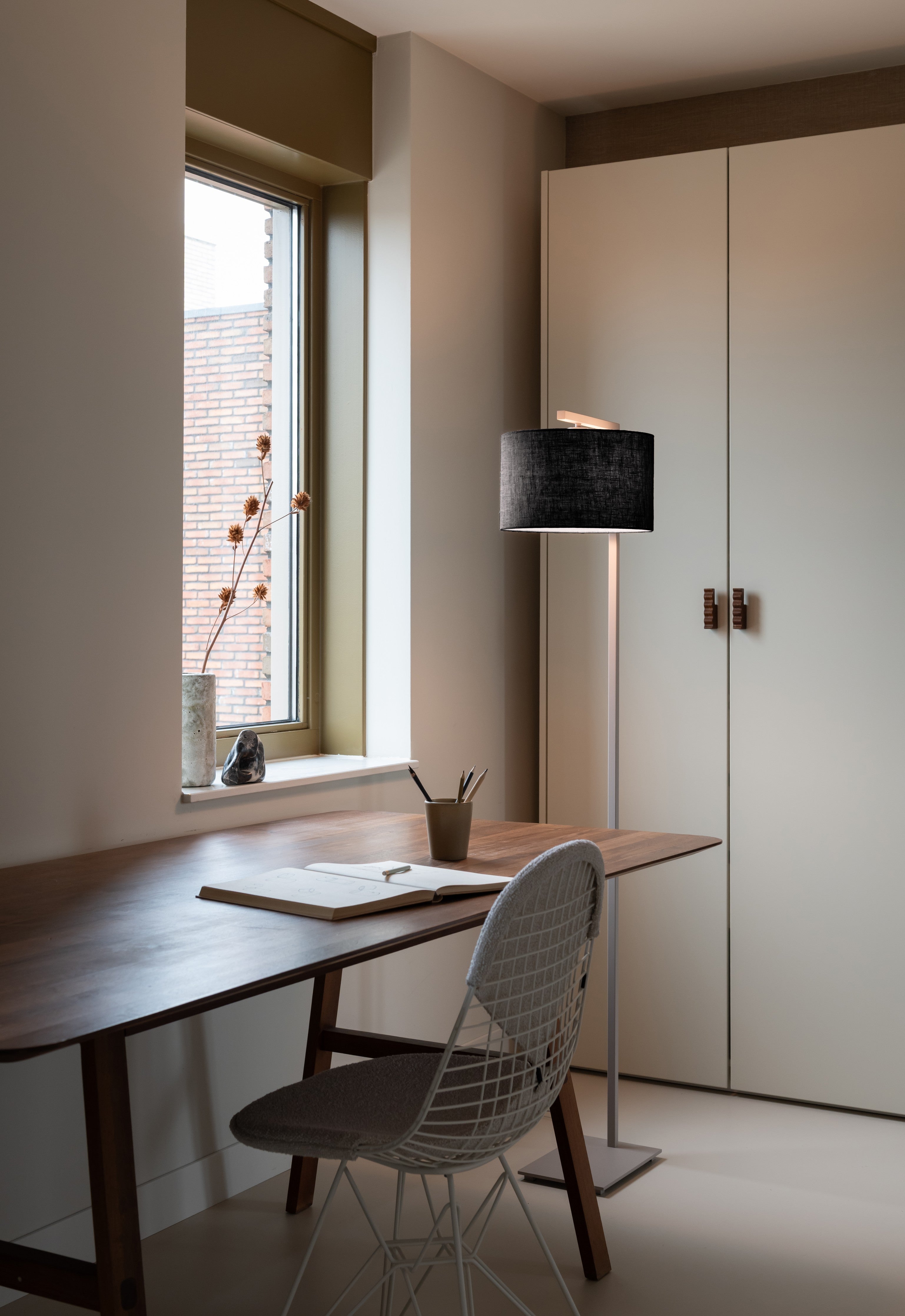 Stehlampe Boston Schirm 32x20 – It's about Romi | Taiga