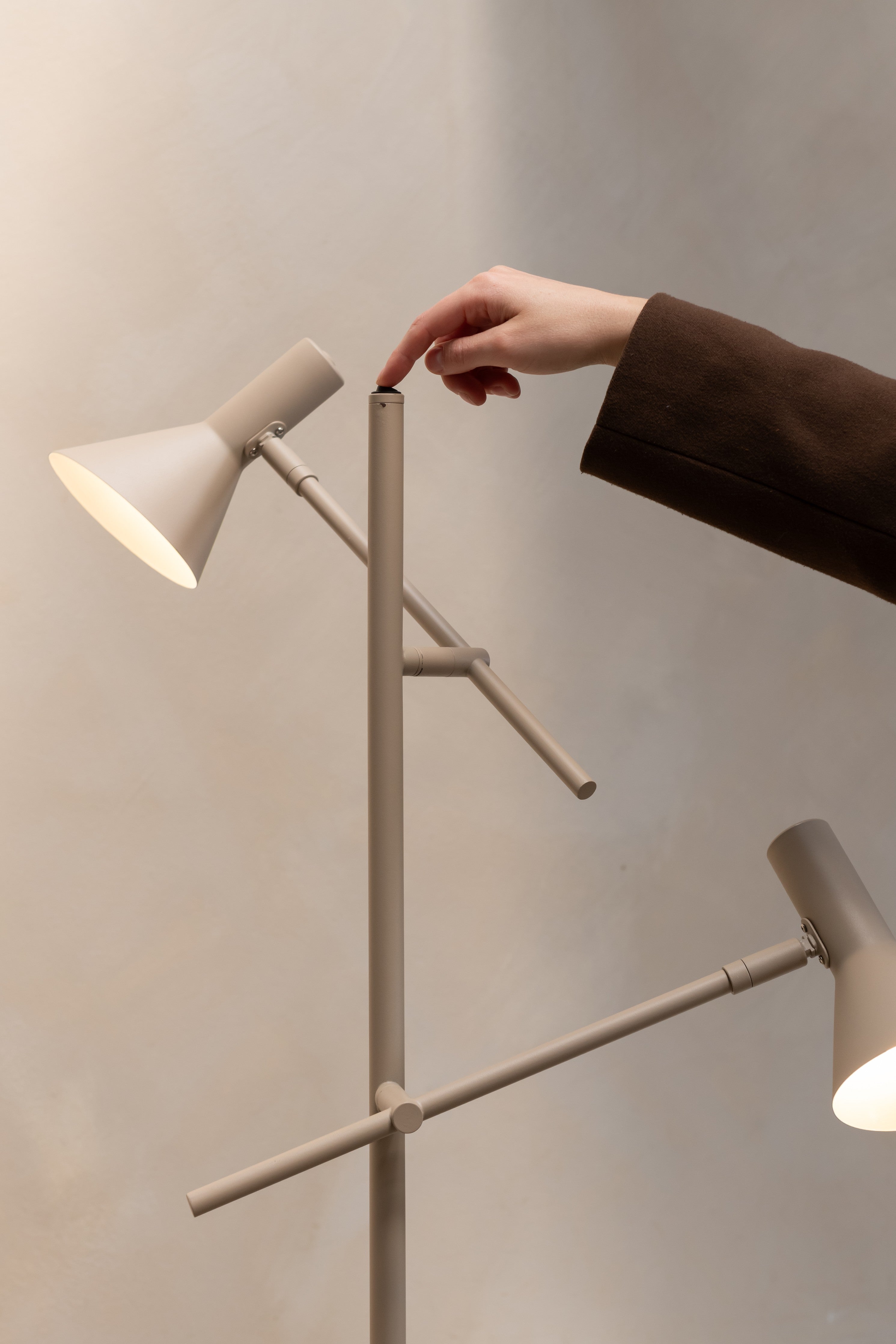 Stehlampe Izmir 3-armig – It's about Romi | Taiga