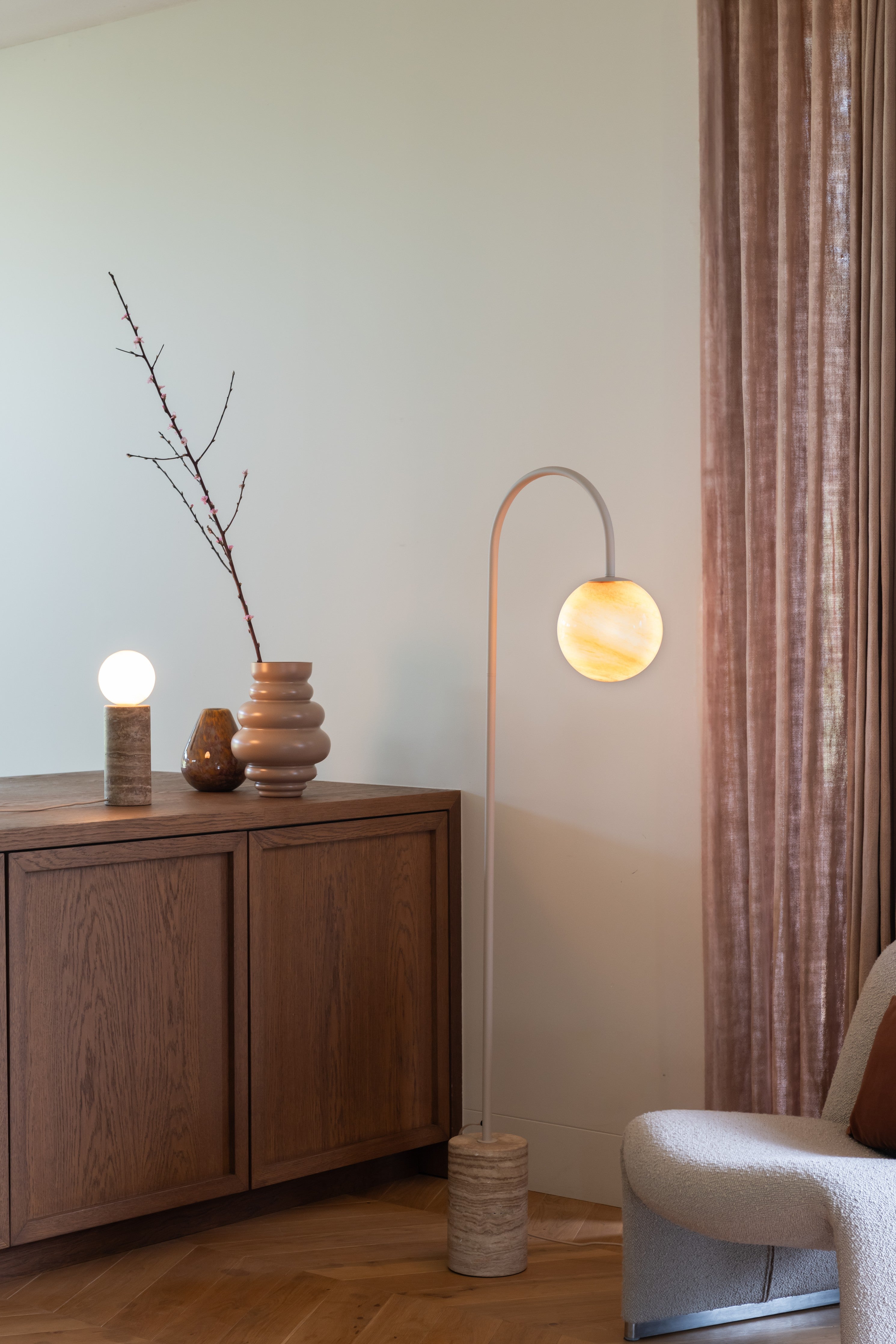 Stehlampe Tivoli Marmor und Glas – It's about Romi | Taiga