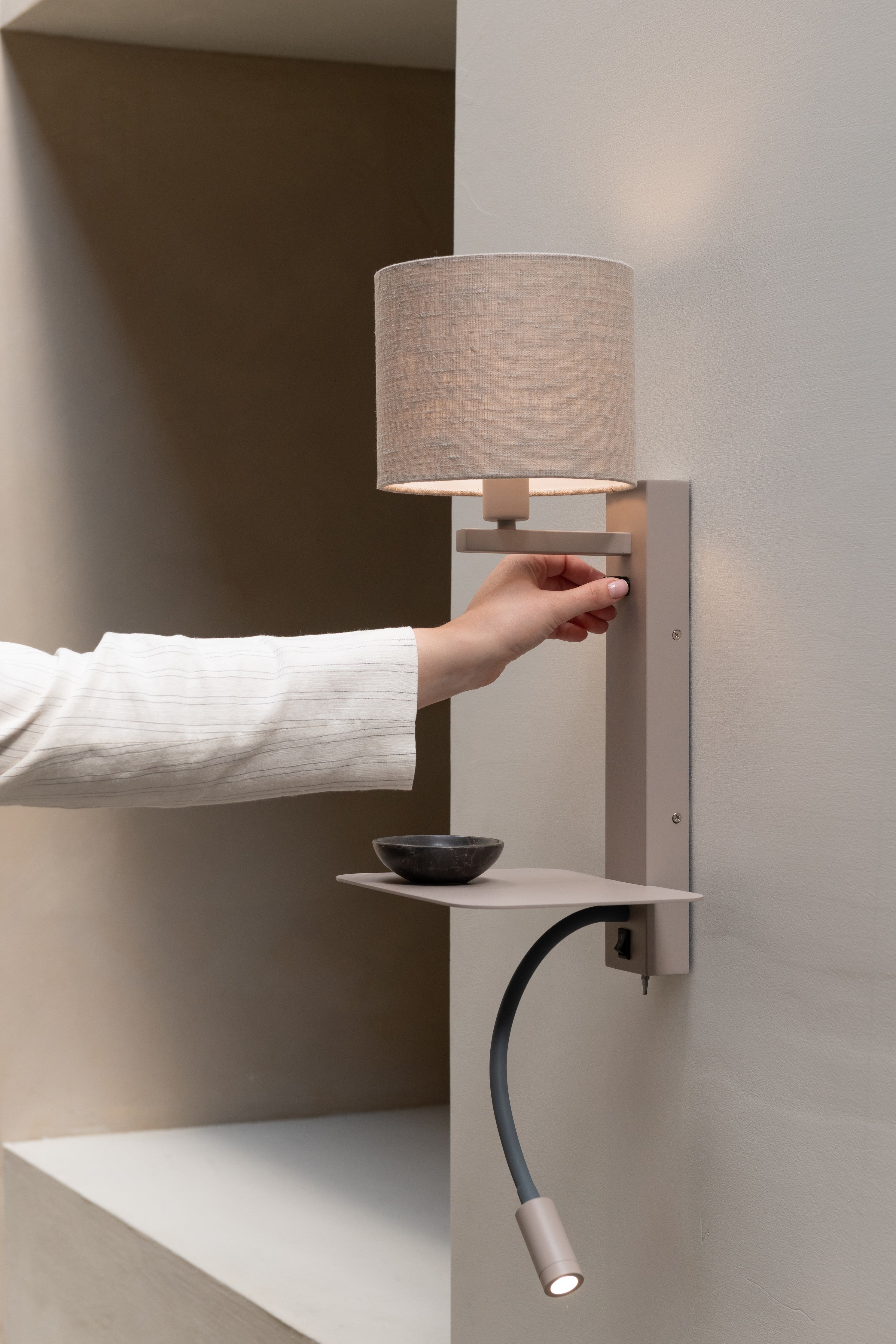 Wandlampe Florence mit Leselampe – It's about Romi | Taiga