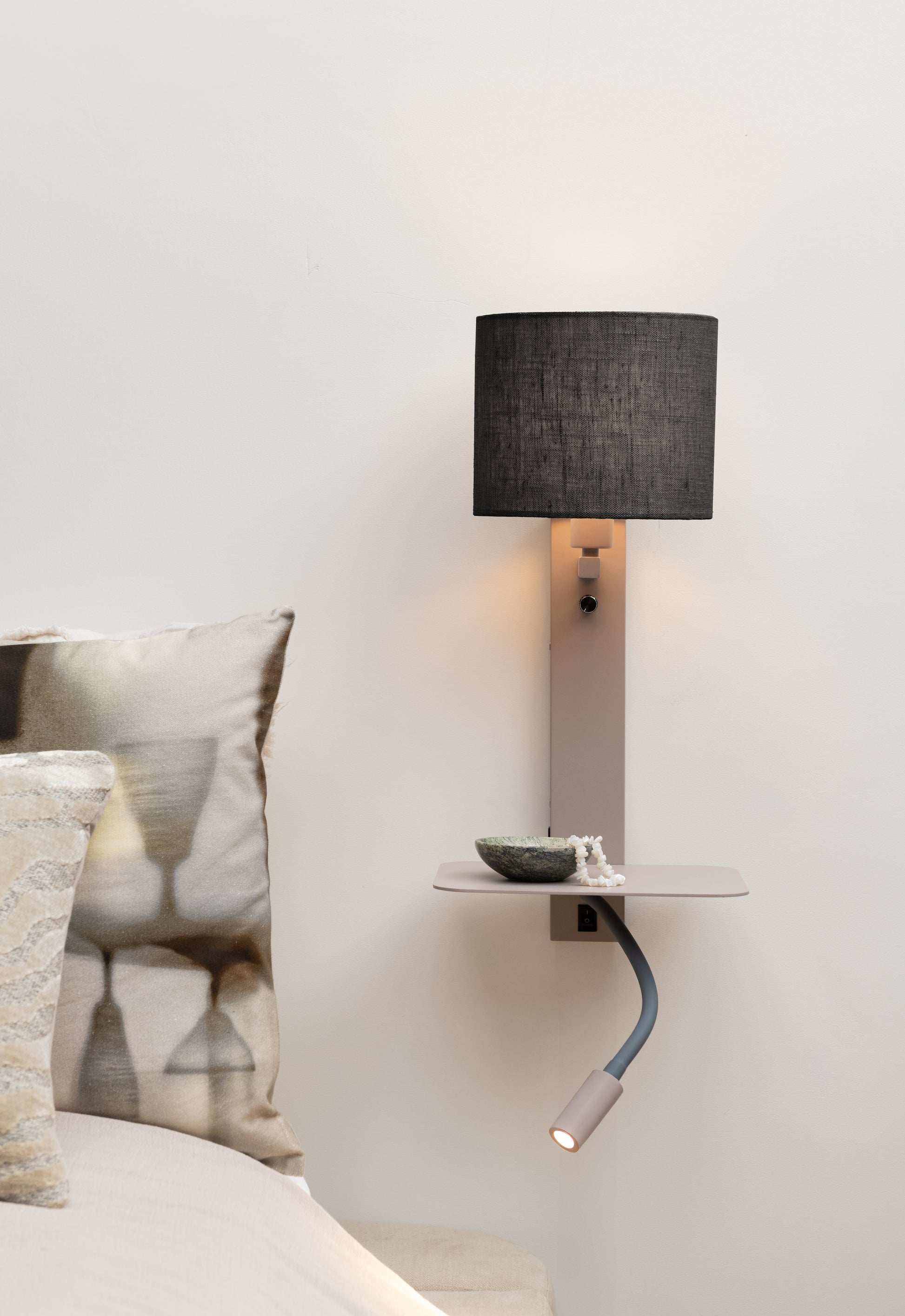 Wandlampe Florence mit Leselampe – It's about Romi | Taiga