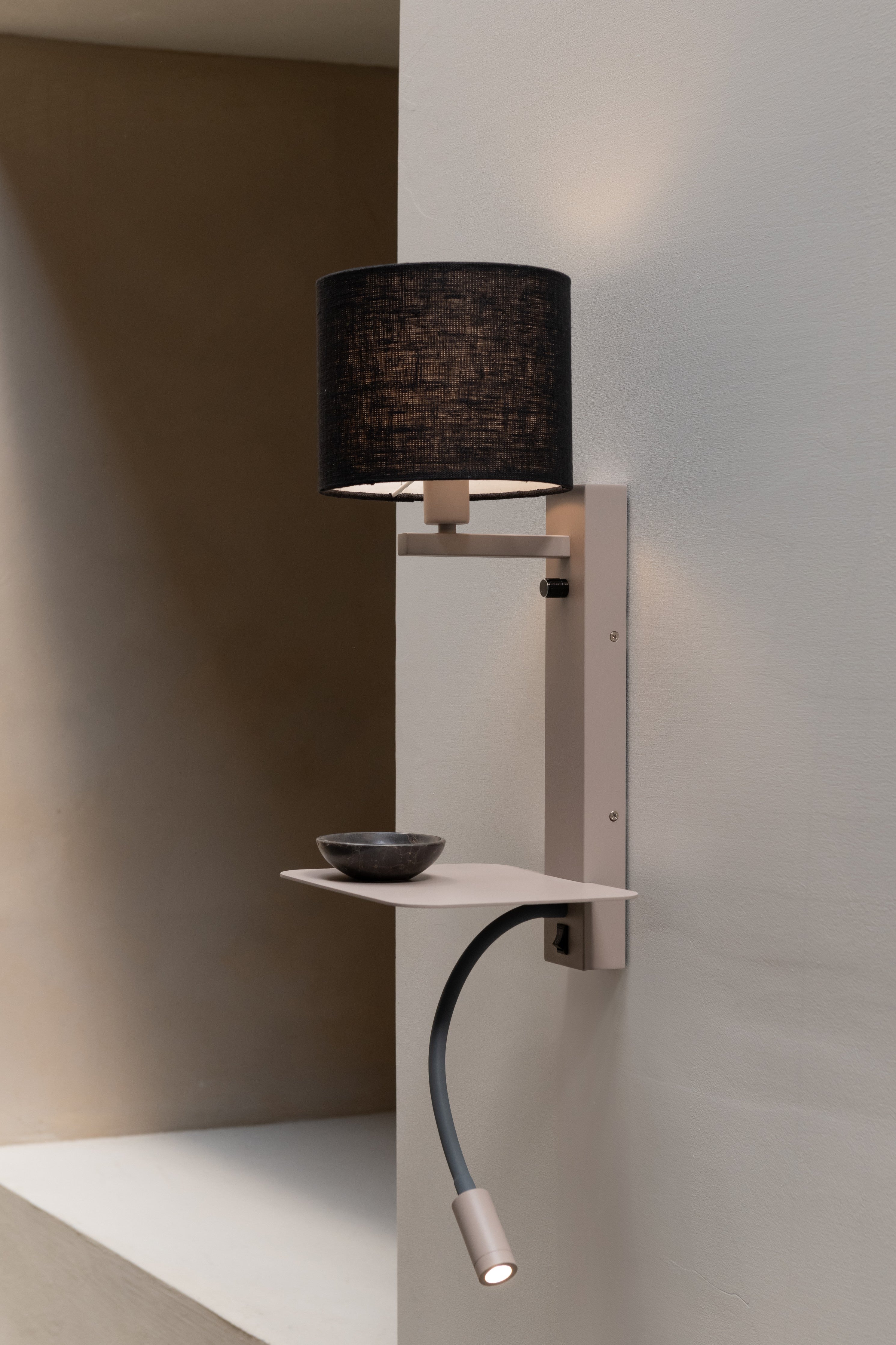 Wandlampe Florence mit Leselampe – It's about Romi | Taiga