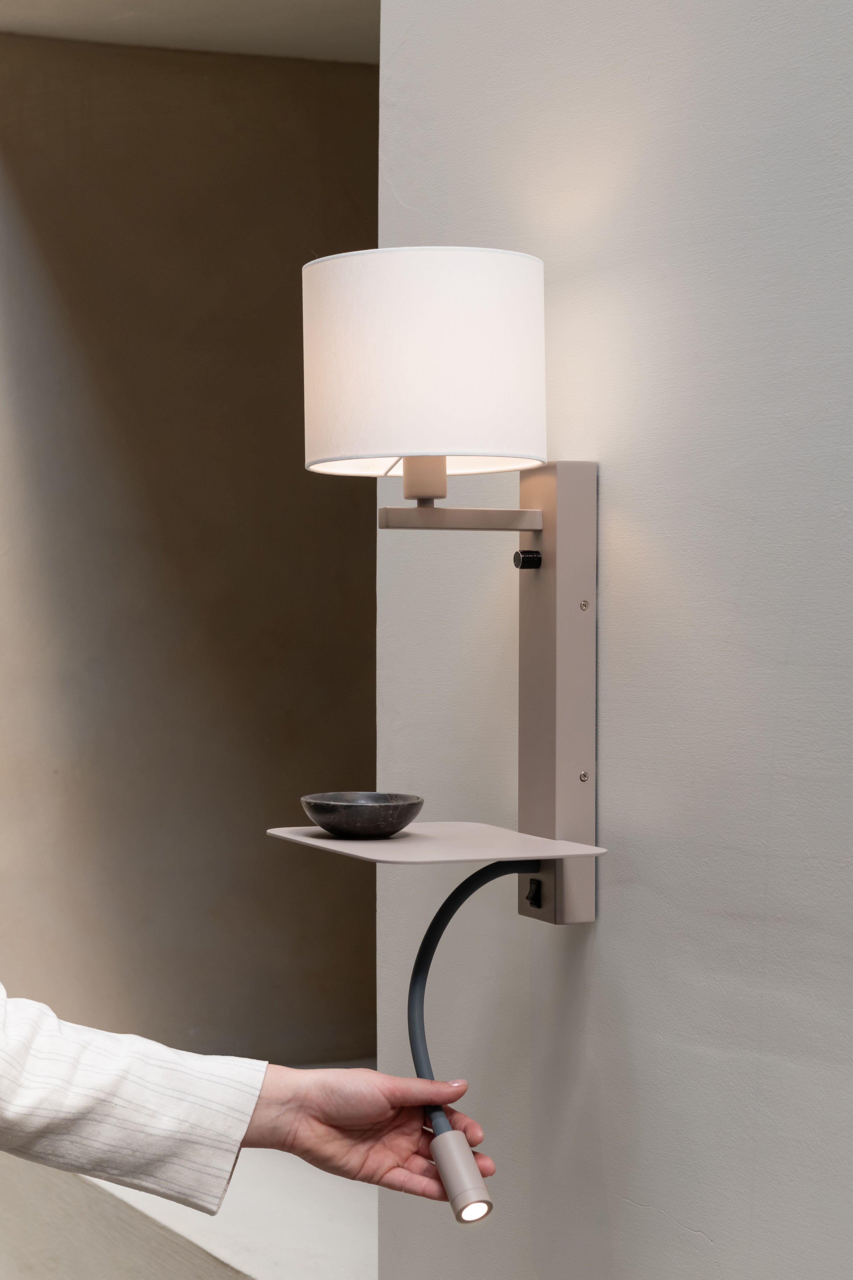 Wandlampe Florence mit Leselampe – It's about Romi | Taiga
