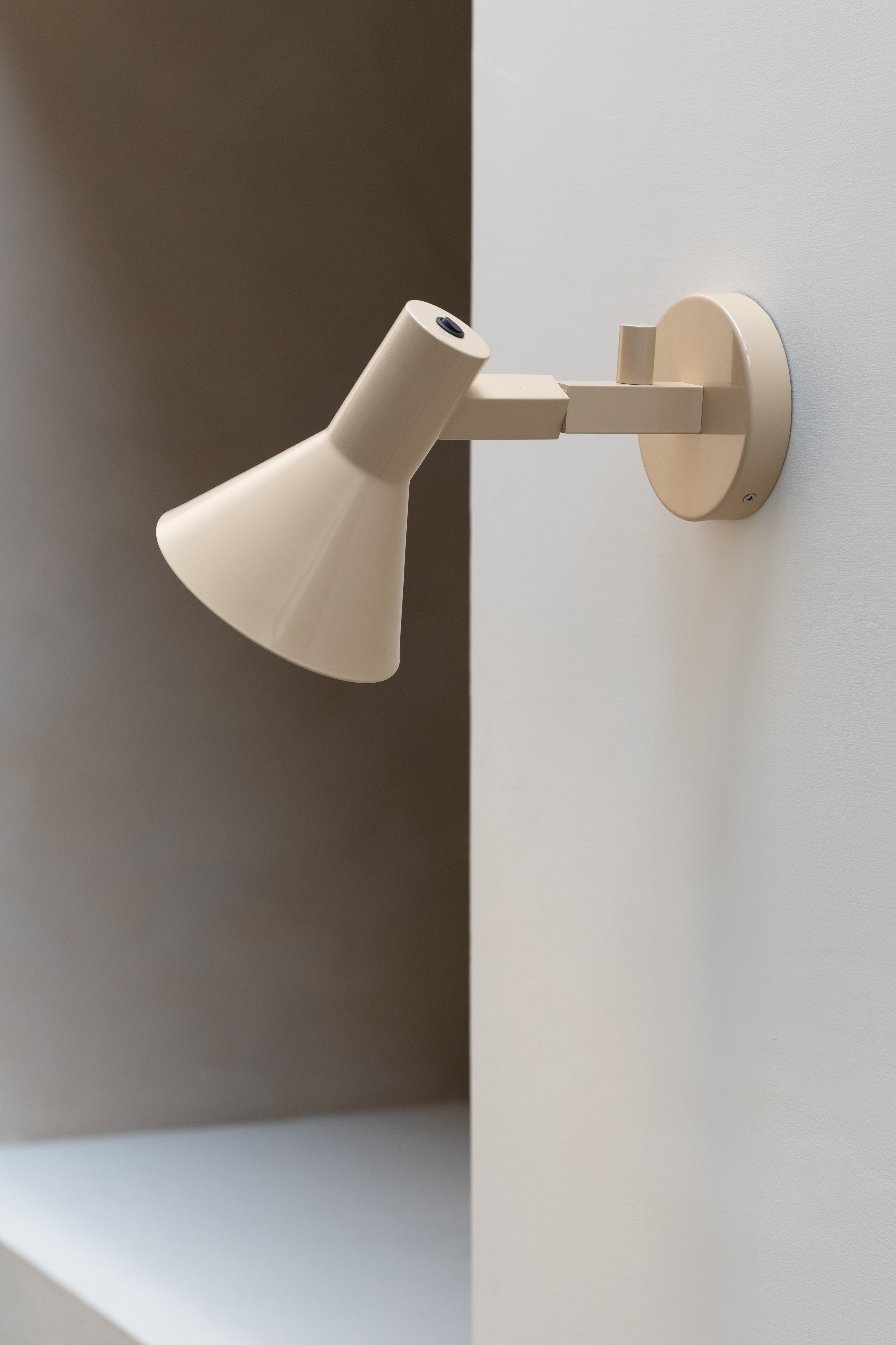 Wandlampe Stavanger – It's about Romi | Taiga