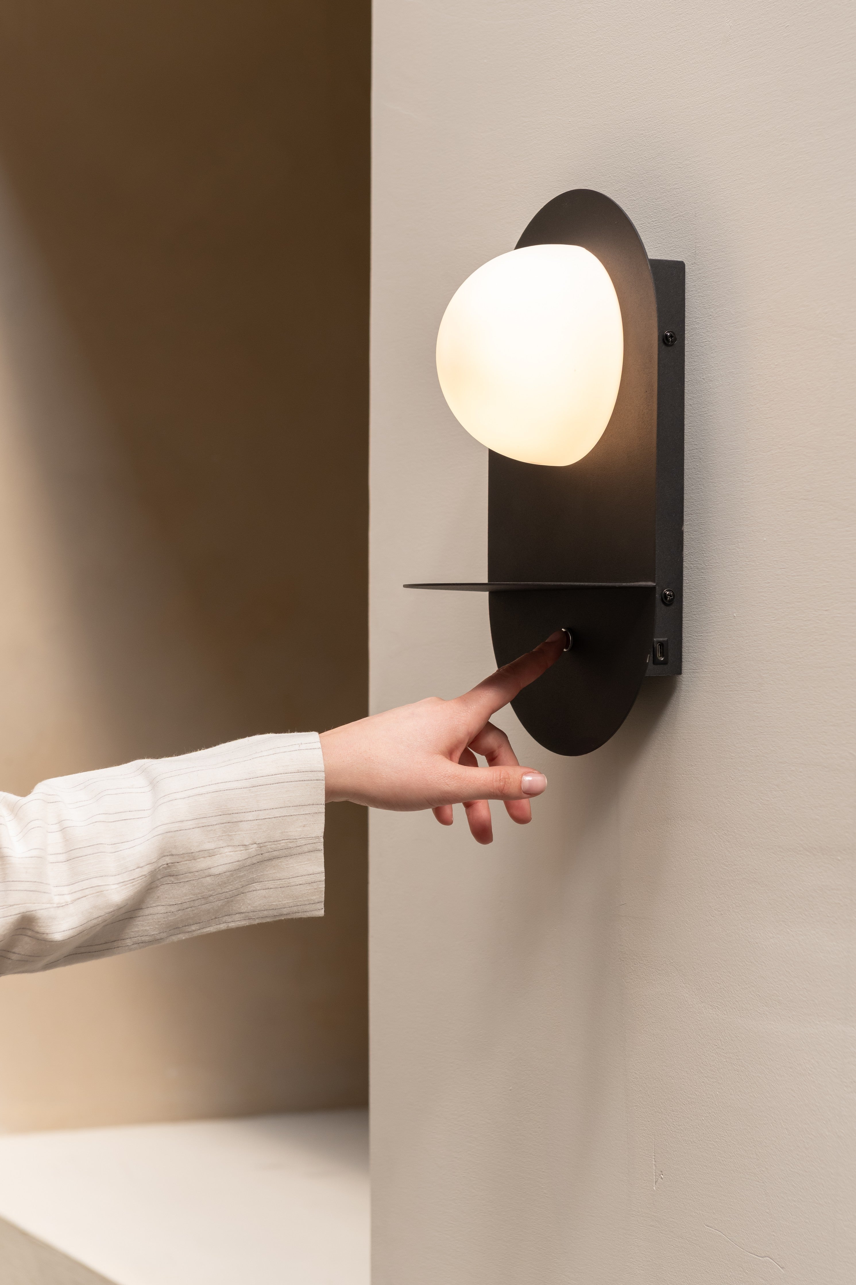 Wandlampe Tokyo Glas – It's about Romi | Taiga