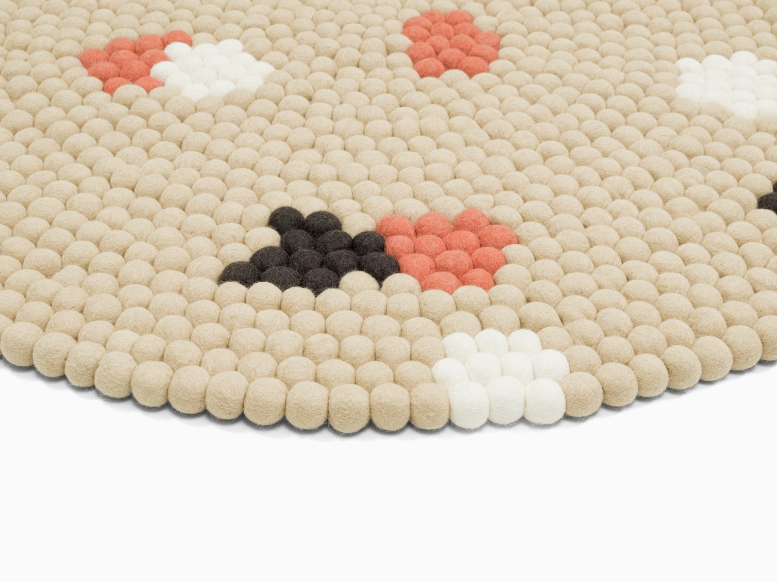myfelt Terra Sand Filzkugelteppich Beige, Braun aus Schurwolle – Bild 4