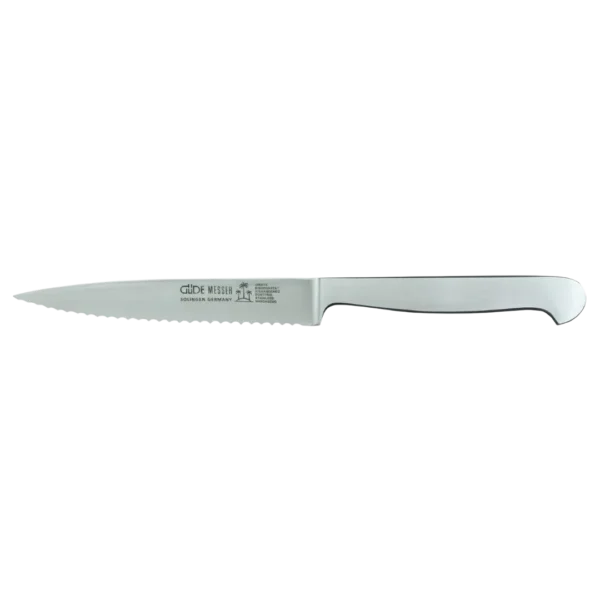 Ein Bild aus dem Taiga Store von taiga.green. Ein silbernes Filetiermesser mit einer scharfen, schmalen Klinge und einem konturierten Griff, dargestellt auf einem schlichten, transparenten Hintergrund. Jetzt bestellen im Eco Shop von www.taiga.green. Hier nachhaltig einkaufen mit dem Taiga Eco Rating