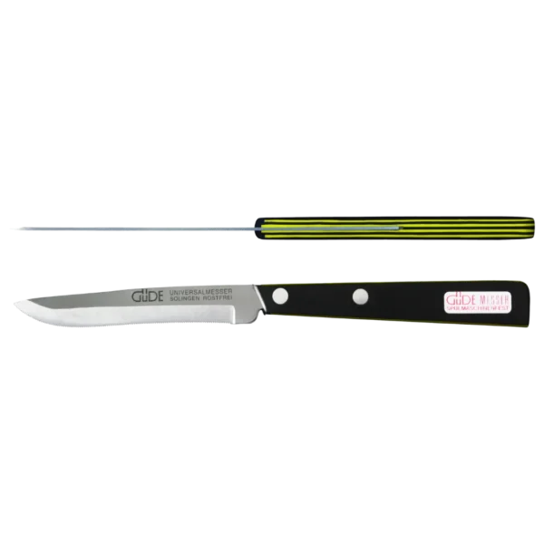 Ein Bild aus dem Taiga Store von taiga.green. Ein kleines Küchenmesser mit schwarzem Griff und silberner Klinge, von der Seite und von oben gesehen. Der Griff hat zwei Metallnieten und ein rot-weißes Etikett am Ende. Jetzt bestellen im Eco Shop von www.taiga.green. Hier nachhaltig einkaufen mit dem Taiga Eco Rating